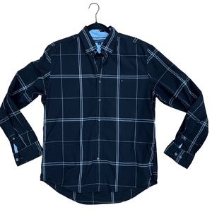Tommy Hilfiger black and white plaid button down size medium
